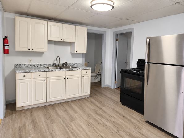 532 Main St #12
