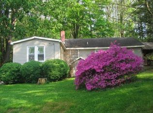 278 Pennsylvania Rd, Mills River, NC 28759