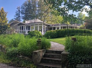 230 Hummingbird Ln, Highlands, NC 28741