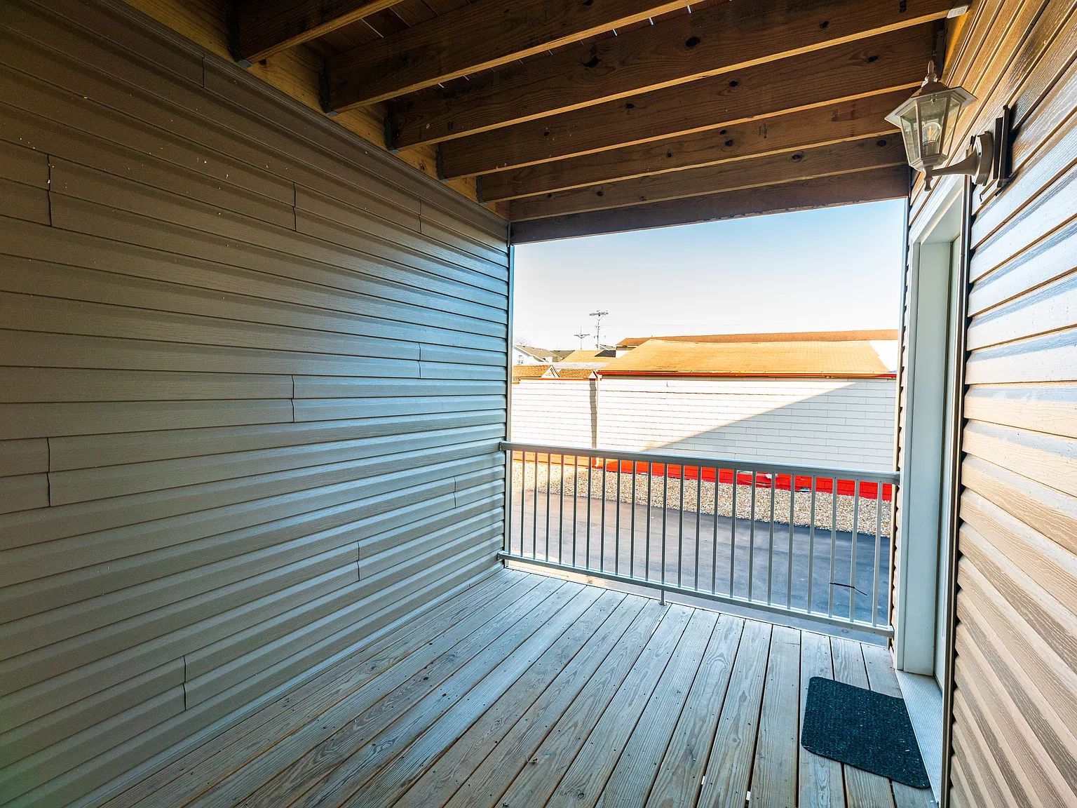 2 bed, 1.0 bath, $845 — Photo 3