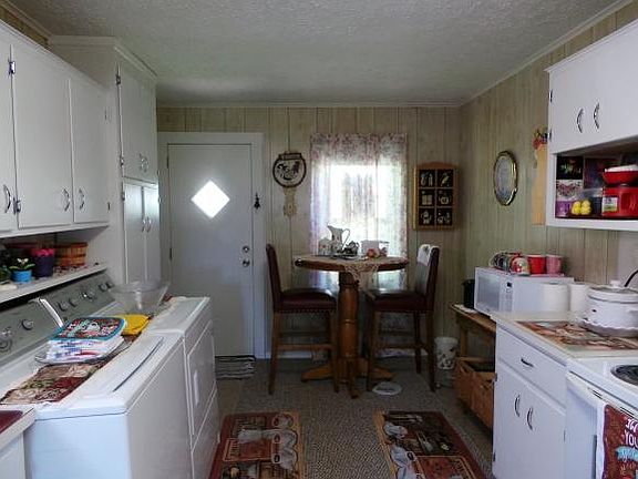 5th image of 150 Cherry St