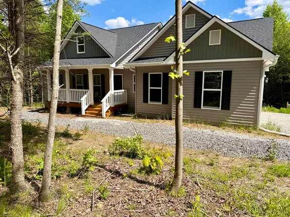 600 Green Brier Ln, Dunlap, TN 37327