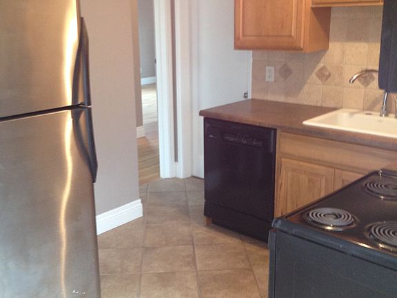 4th image of 2306 E Sunnyside Ave #A