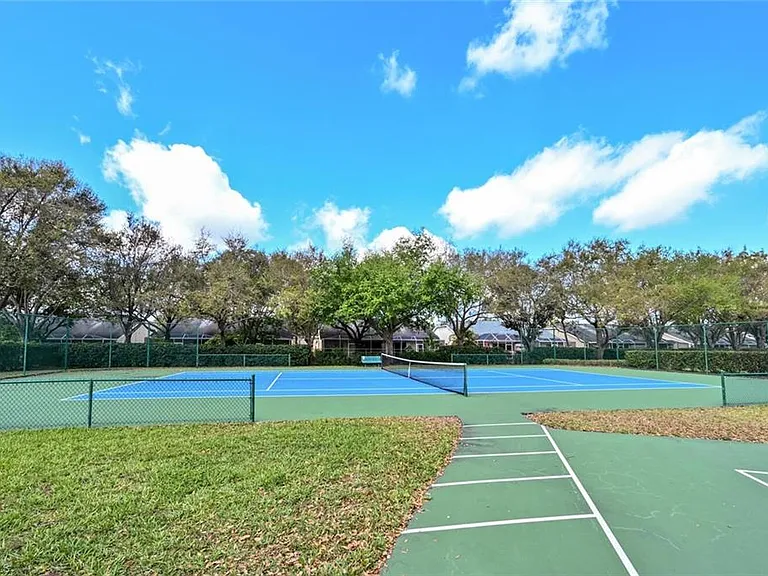8260 Laurel Lakes Blvd — Photo 41