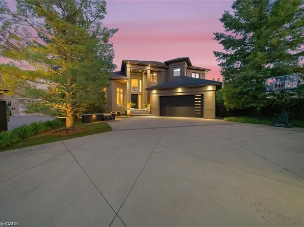 32 Kenny Ct, Thorold, ON L2V 5G4