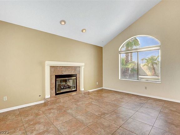 2nd image of 7632 Desert Delta Dr