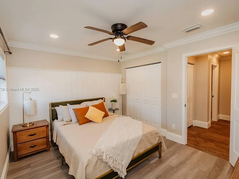 9675 SW Anchor Dr — Photo 26