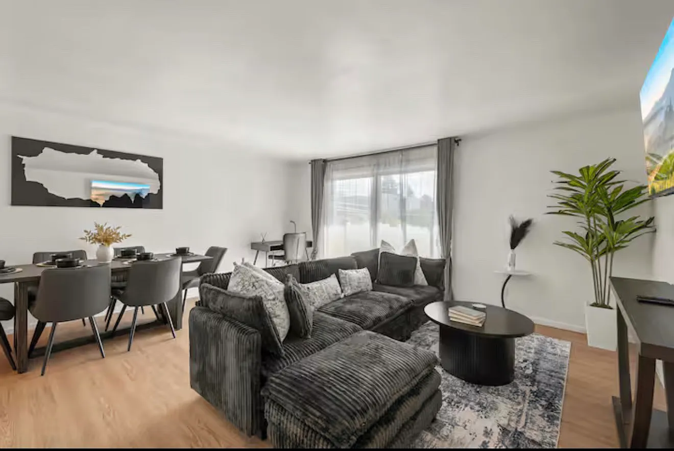 1 bed, 708 sqft, $2,350 — Photo 1