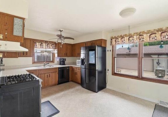 4th image of 5120 62nd STREET