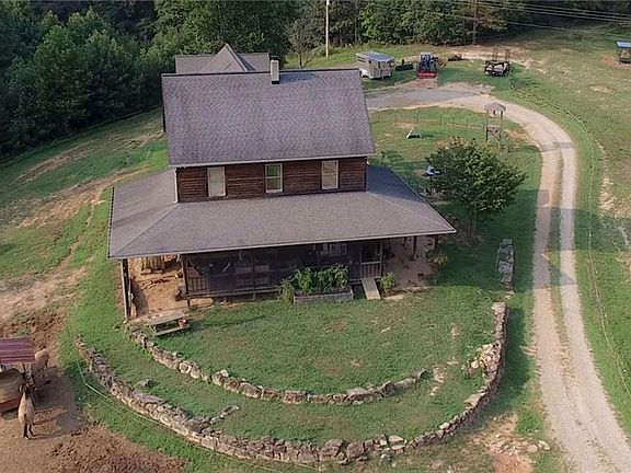 3rd image of 6135 Statesville Rd