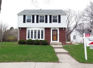 5400 W Verona Ct, Milwaukee, WI 53219