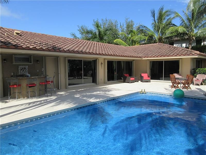1st image of 2460 Del Lago Dr