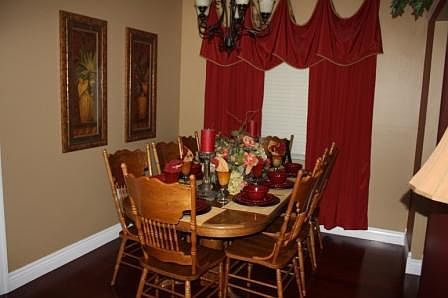 4th image of 1605 Lund Ave