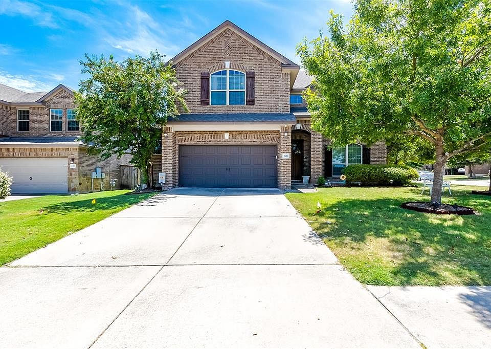 1st image of 2911 Bluffstone Dr