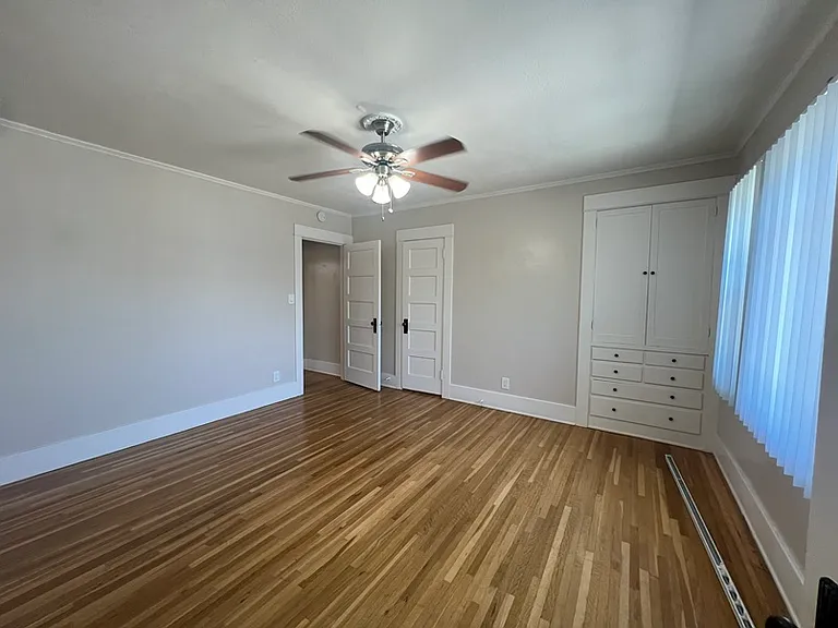 2821 Lincoln Ave — Photo 6