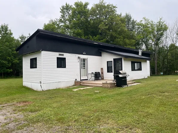 7 Nelson Clelland Rd, Whitestone, ON P0A 1G0