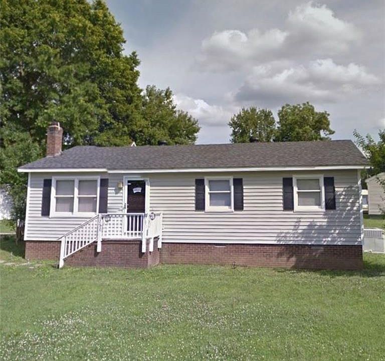 1st image of 125 Circle Dr