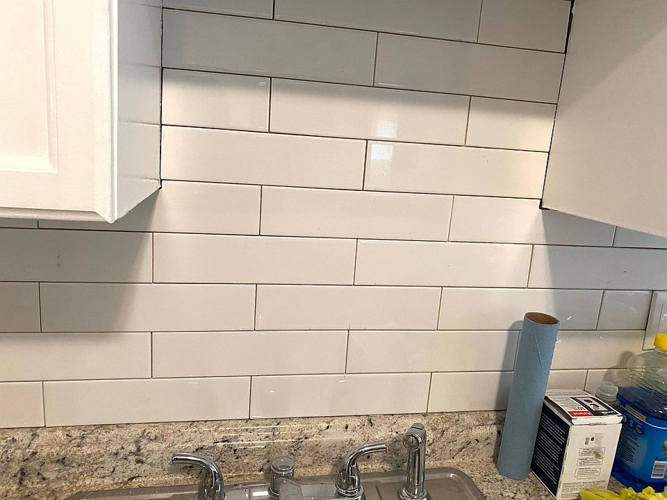 2nd image of 154 Main St Floor 1