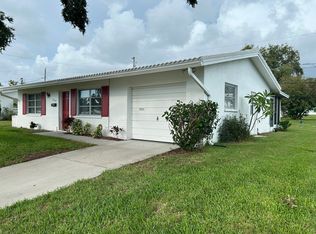 9269 141st St, Seminole, FL 33776