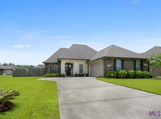 22559 Timber Ridge Dr, Denham Springs, LA 70726