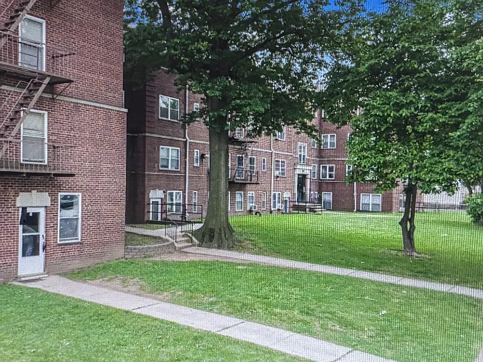 834 Jersey Ave #7