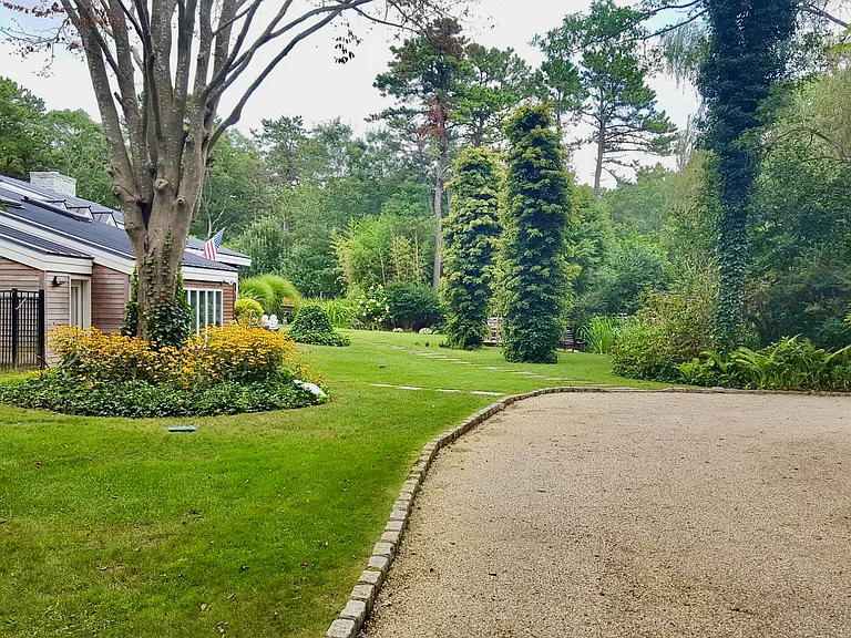 Quogue Riverhead Rd — Photo 13