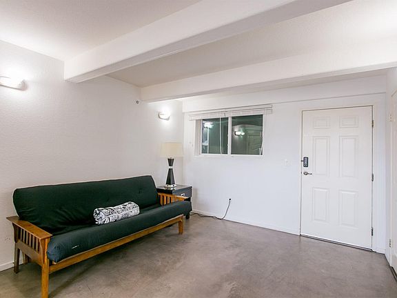 5th image of 1805 Columbia St APT 205