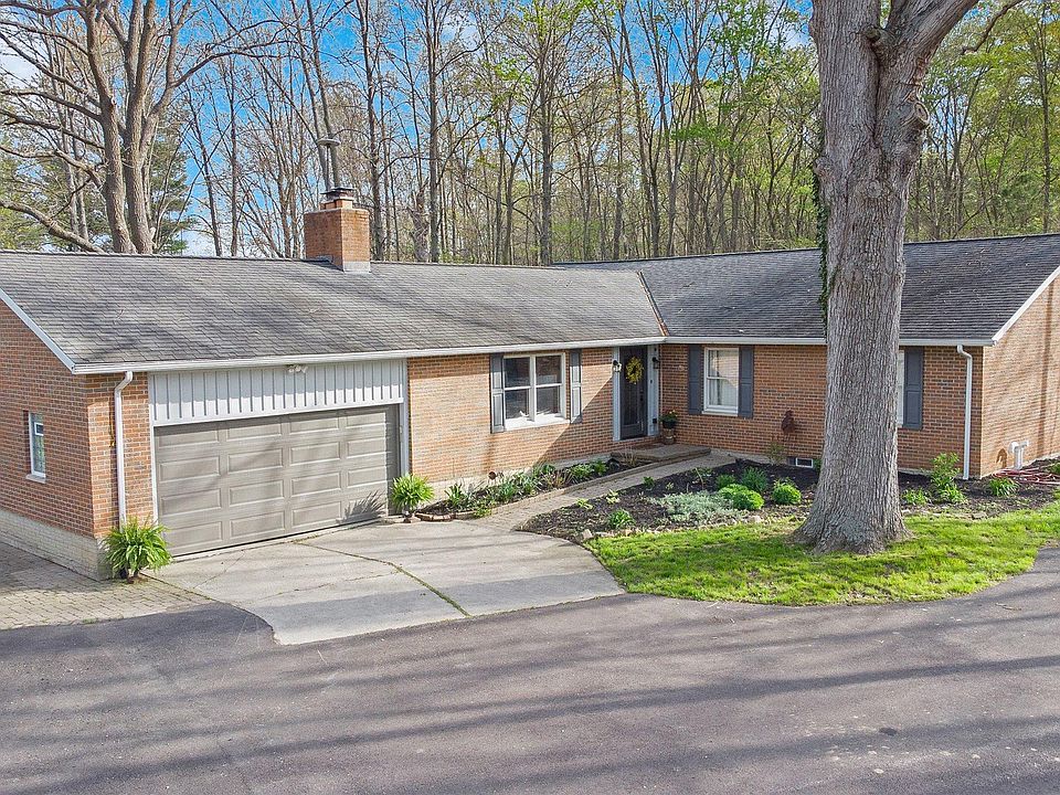 1st image of 150 Penry Rd