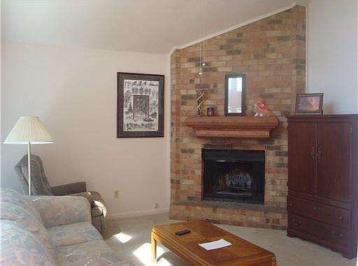 2nd image of 2515 Hardwood Dr