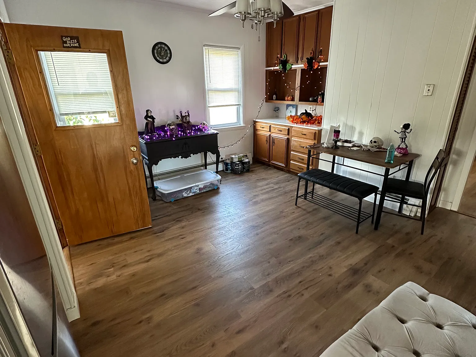 4 bed, 1111 sqft, $3,000 — Photo 2