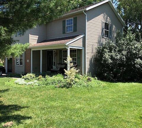 2nd image of 204 Christopher Ct