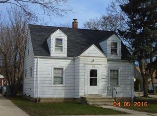 4902 N 19th St, Milwaukee, WI 53209