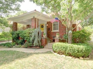 100 E 66th St, Kansas City, MO 64113