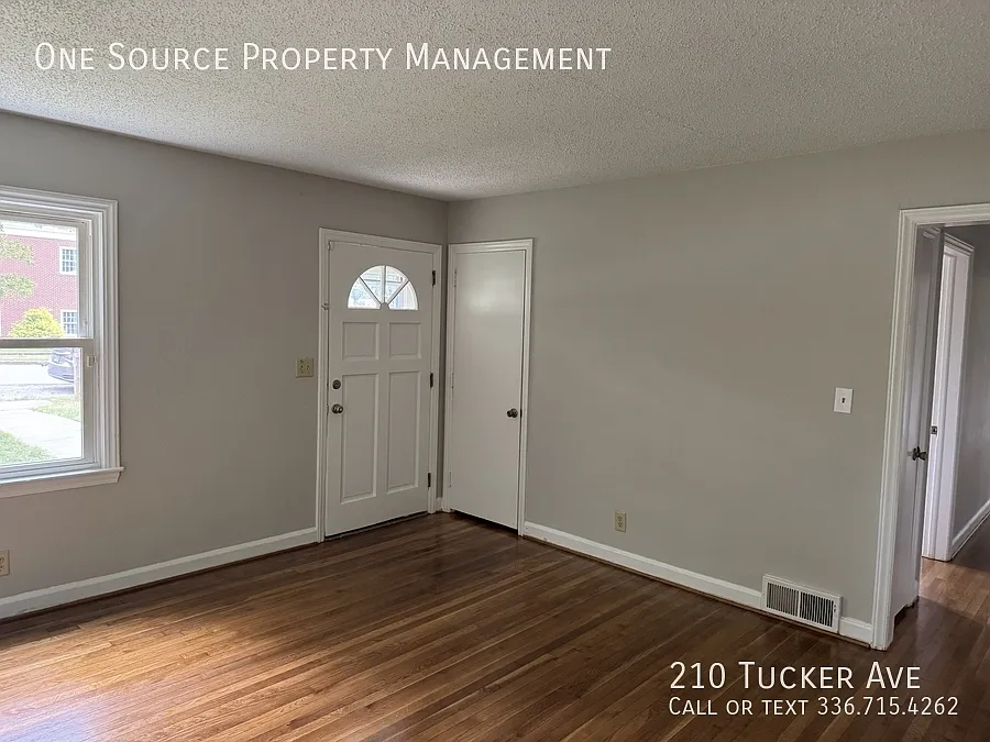 3 bed, 1120 sqft, $1,500 — Photo 4