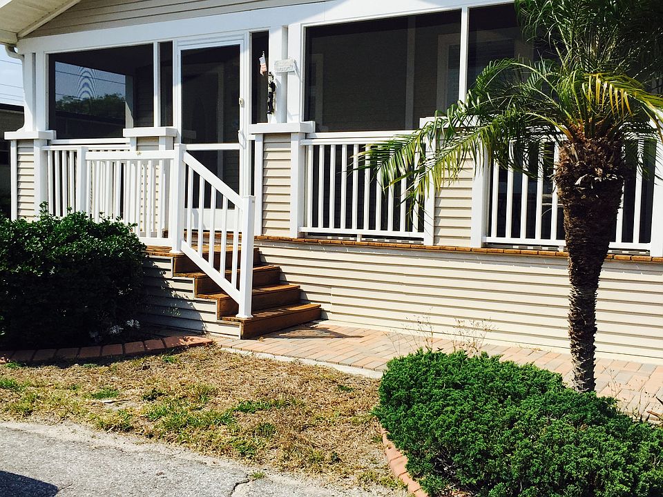 1st image of 905 Sand Cay West