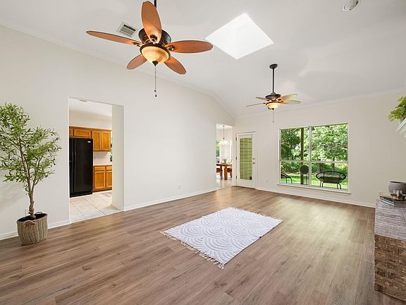 2nd image of 1005 Briargate Dr