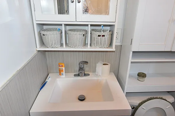 Rented by Zuz Realty | media 32