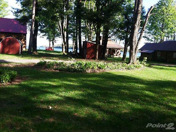 yard with view of reservoir