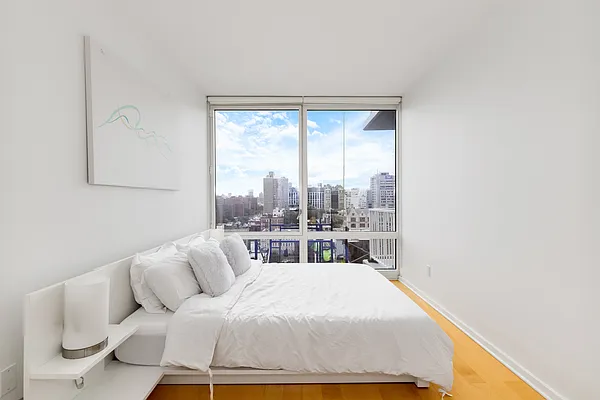 Sold by Compass | media 5