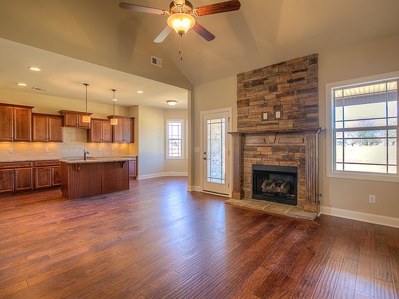 5th image of 2203 Clays Mill Dr