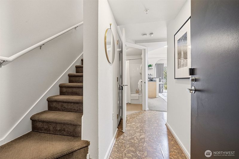 5th image of 425 Vine Street #708