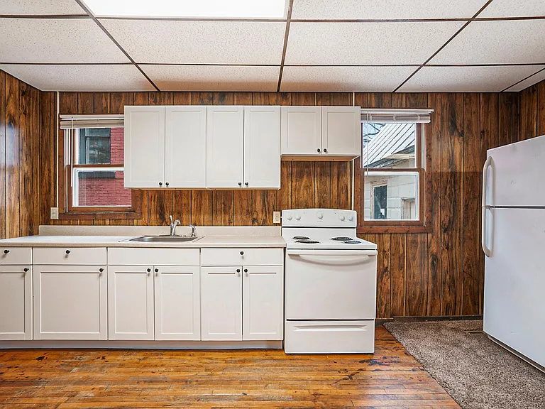 222 Trowbridge St #4 — Photo 7