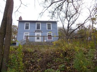 6875 Mill Rd, Ridgeway, WI 53582