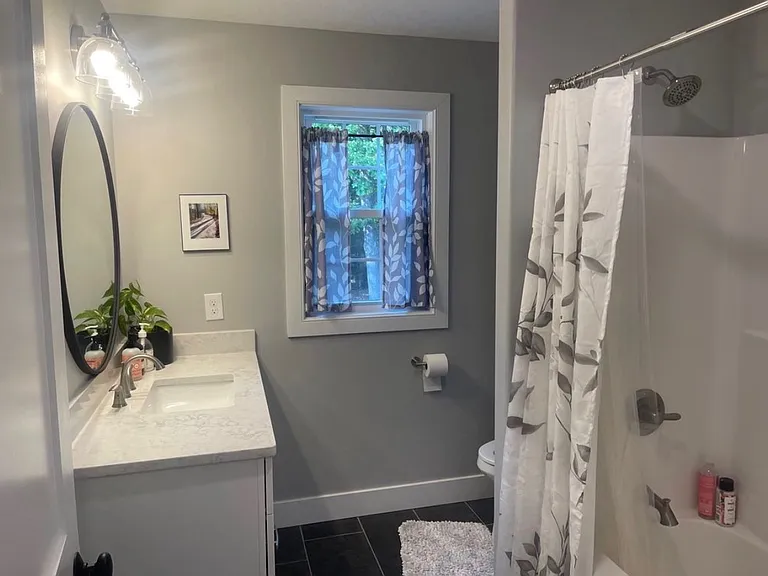 Upstairs Full Bath