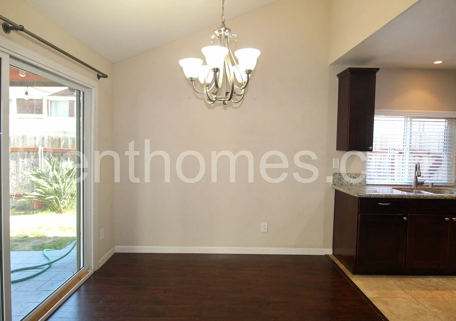 Paradise Hills, 2310 Ladlehill Dr, Remodeled, Granite Counters, Dual Pane Windows, AC, Fireplace,... — Photo 4