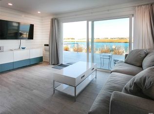 118 Dune Rd #2, Westhampton Beach, NY 11978