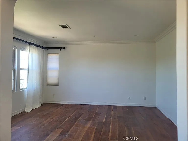 55 Valley Ter — Photo 24