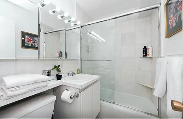 Rented by Olympia House Delaware LP | media 51