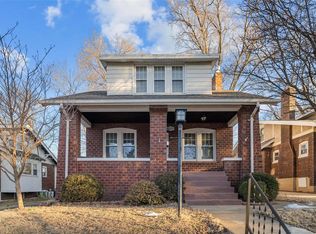 7431 Zephyr Pl, Saint Louis, MO 63143