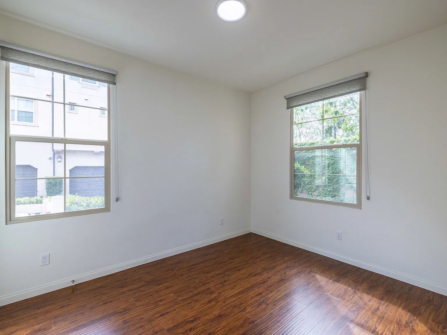 4 bed, 1876 sqft, $4,700 — Photo 4